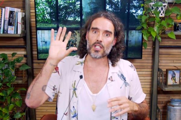 Russell Brand claps back against allegations he may have had some non co<em></em>nsensual sexual misco<em></em>nduct 