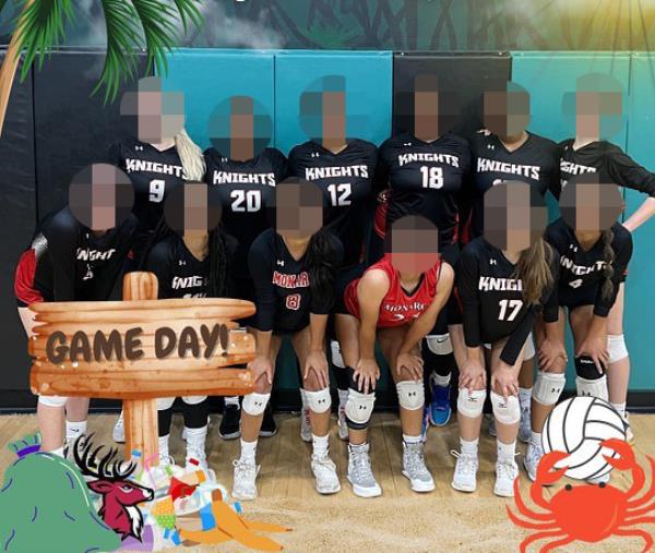The Mo<em></em>narch HS volleyball team.