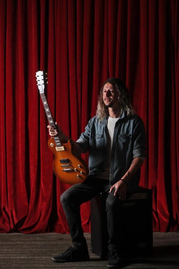 Luke launches his second single, Breaking the Chain, with co<em></em>ncerts in Bunbury on September 26 and Margaret River on October 4.