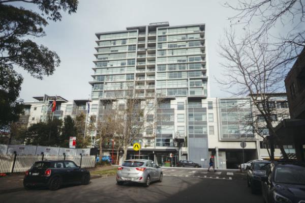 大银行应该参与解决住房负担能力问题吗？