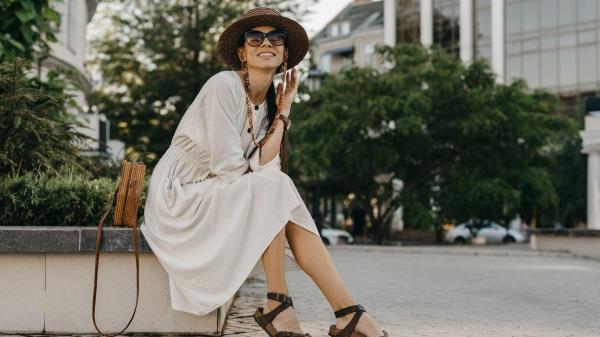 You can buy leather sandals now for o<em></em>nly PLN 49. They fit like a glove and match any styling.