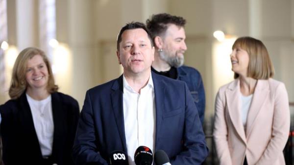 FREE MUSIC FESTIVAL PRESSER