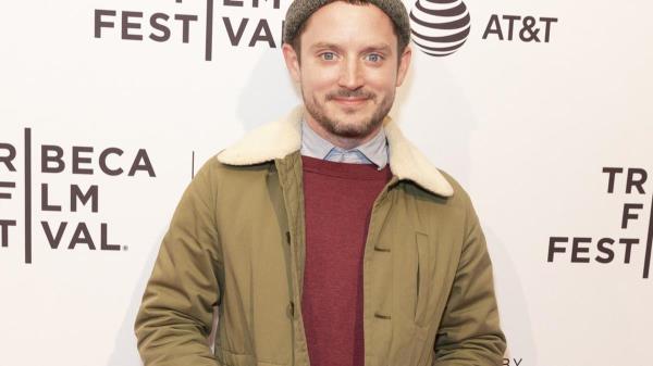 Elijah Wood很高兴能与“氛围大师”Oz Perkins合作