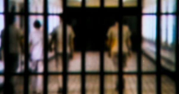 特朗普说“救了我的命”的移民图表事实核查