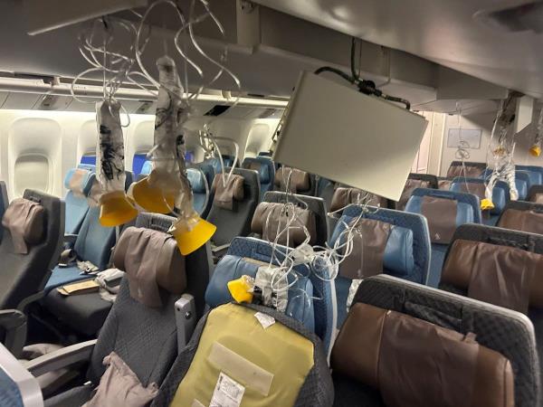 新加坡航空公司将赔偿一名英国男子在极端湍流中丧生的航班上的乘客