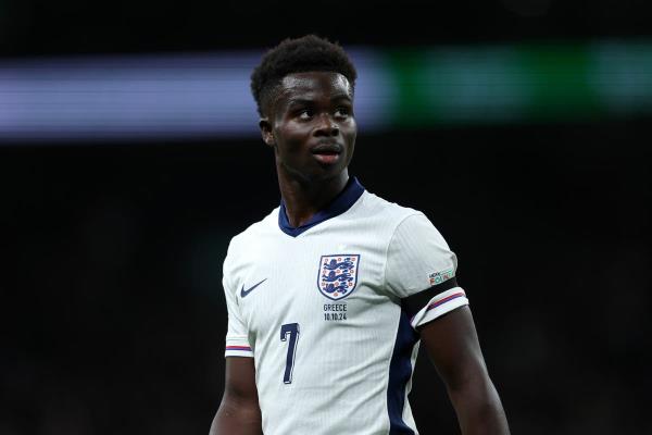 萨卡将接受扫描，阿森纳正紧张地等待英格兰受伤后的最新消息