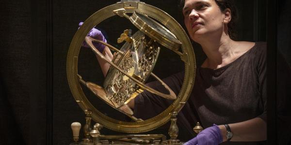 为苏格兰皇家银行创始人制作的“杰作”日晷被国家收购