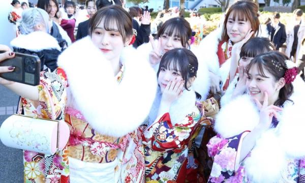 社论｜成人日是新课程的开始