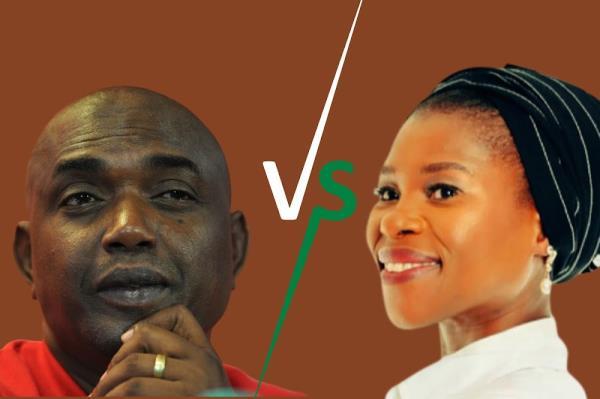 Anele Mda和Gardee Godrich在南非小姐选美比赛中发生冲突