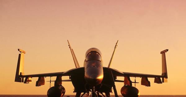 BAE将升级F- 15ex和F／A-18E／F飞行计算机