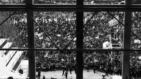 窥探FBI史无前例的1月6日地理围栏拉网