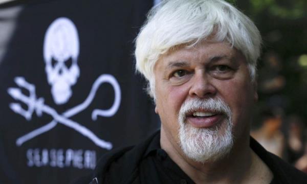 法国保护从事恐怖活动的反捕鲸“激进分子