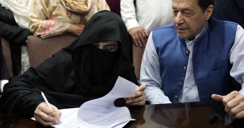 伊姆兰·汗，妻子在非法婚姻案中被判无罪