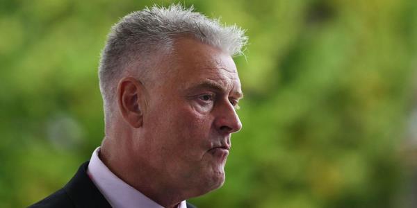 李·安德森加入卢旺达法案叛乱后，每个人都在说同样的话