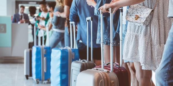 因病毒式包装黑客，乘客被禁止乘坐飞机