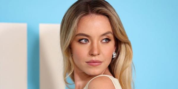 西德尼·斯威尼透露了她收到的信息：“这不是一个安全的空间”