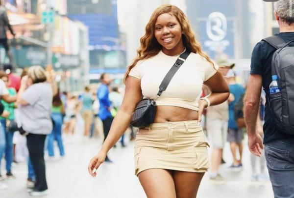 卡莉·罗素声称在I-459号公路上看到一个孩子然后消失了，两天后她安然无恙