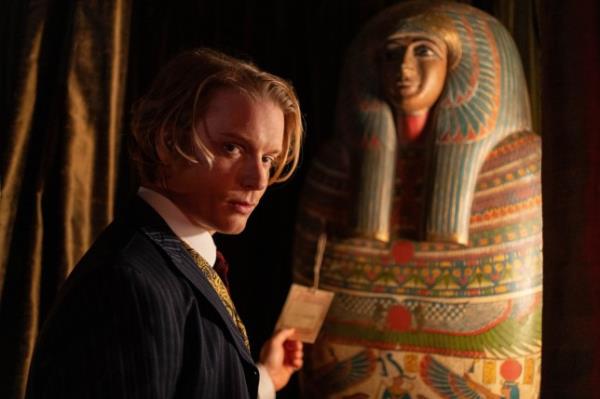 英国广播公司的观众称赞“好色”的《鬼故事》圣诞特辑