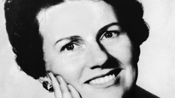 穆丽尔·麦凯的家人会见了凶手，询问她的尸体被埋在哪里的细节