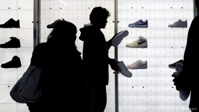 随着需求减弱，耐克将裁员约2%以降低成本