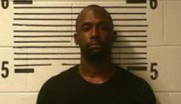 阿拉巴马监狱警长，两名囚犯被控谋杀