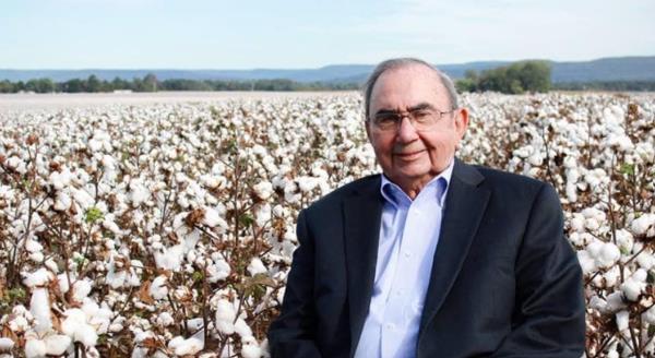 泰特农场族长荷马·泰特去世，享年95岁