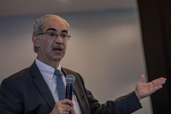 圣地亚哥·利维：“提高最低工资并不能帮助减少非正式性”