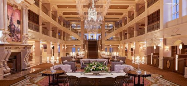 Disneyland Paris, Disneyland Hotel, hotels in Disneyland Paris, luxury disney hotels
