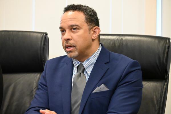 关于流动警察的报告：对黑人居民的非法行为，侵略性，贬低态度