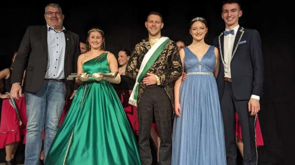 电话时间表和更多