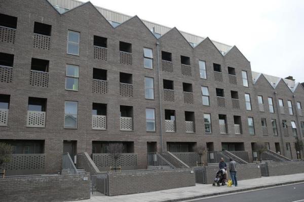 12月英国建筑商的低迷有所缓解，因降息的希望——PMI